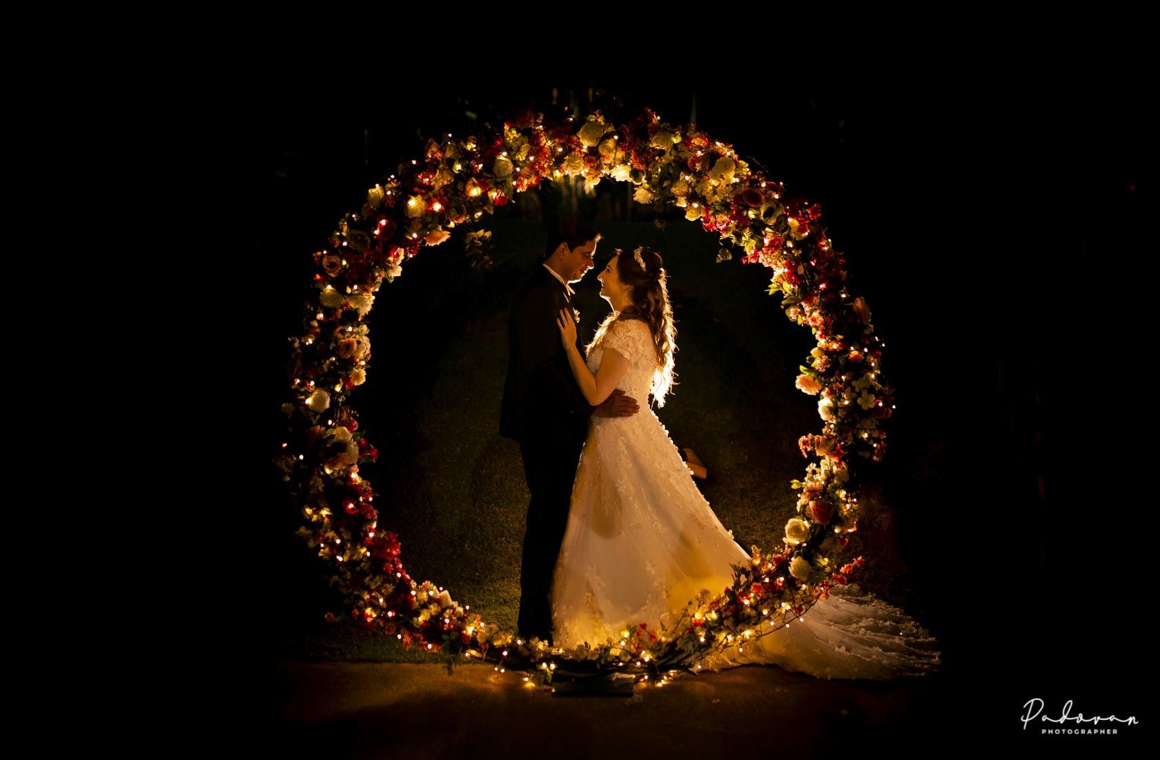 Foto Devo me casar de dia ou a noite? Foto Devo me casar de dia ou a noite? - Imagem 2
